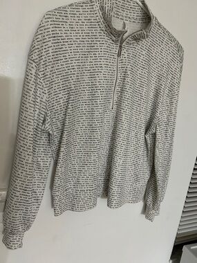 Tahari White Text-Print Quarter Zip Top